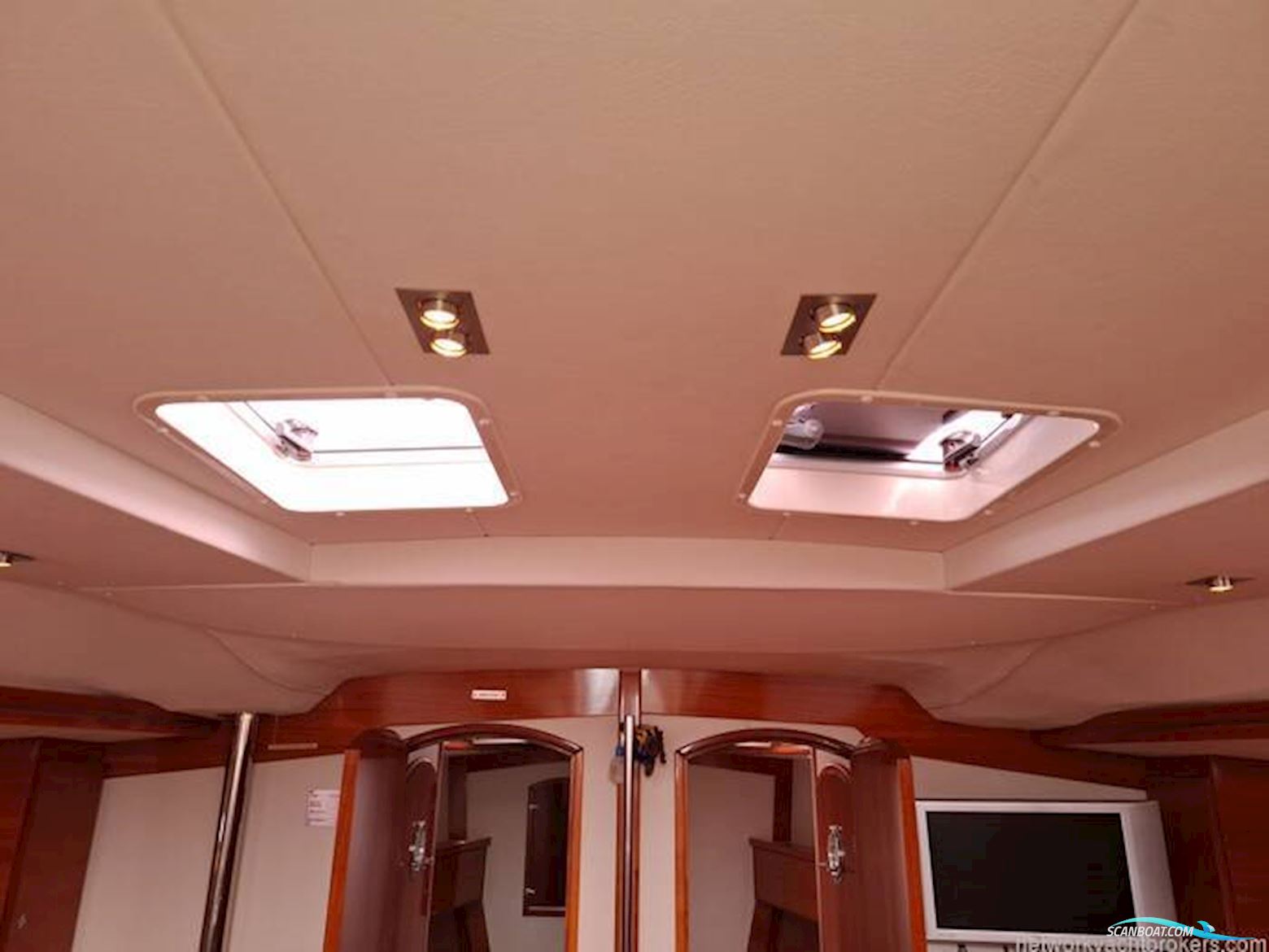 Hanse 531