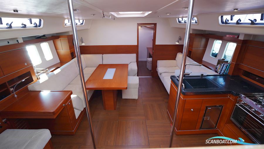 Hanse 545