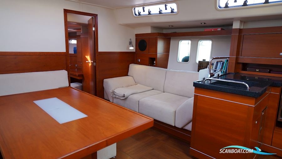 Hanse 545