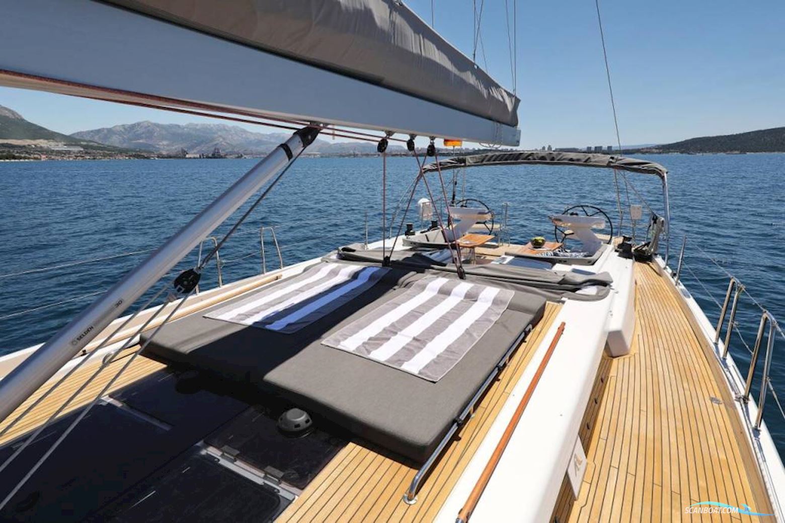 Hanse 588