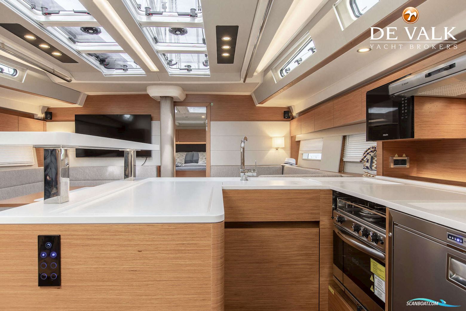 Hanse 588