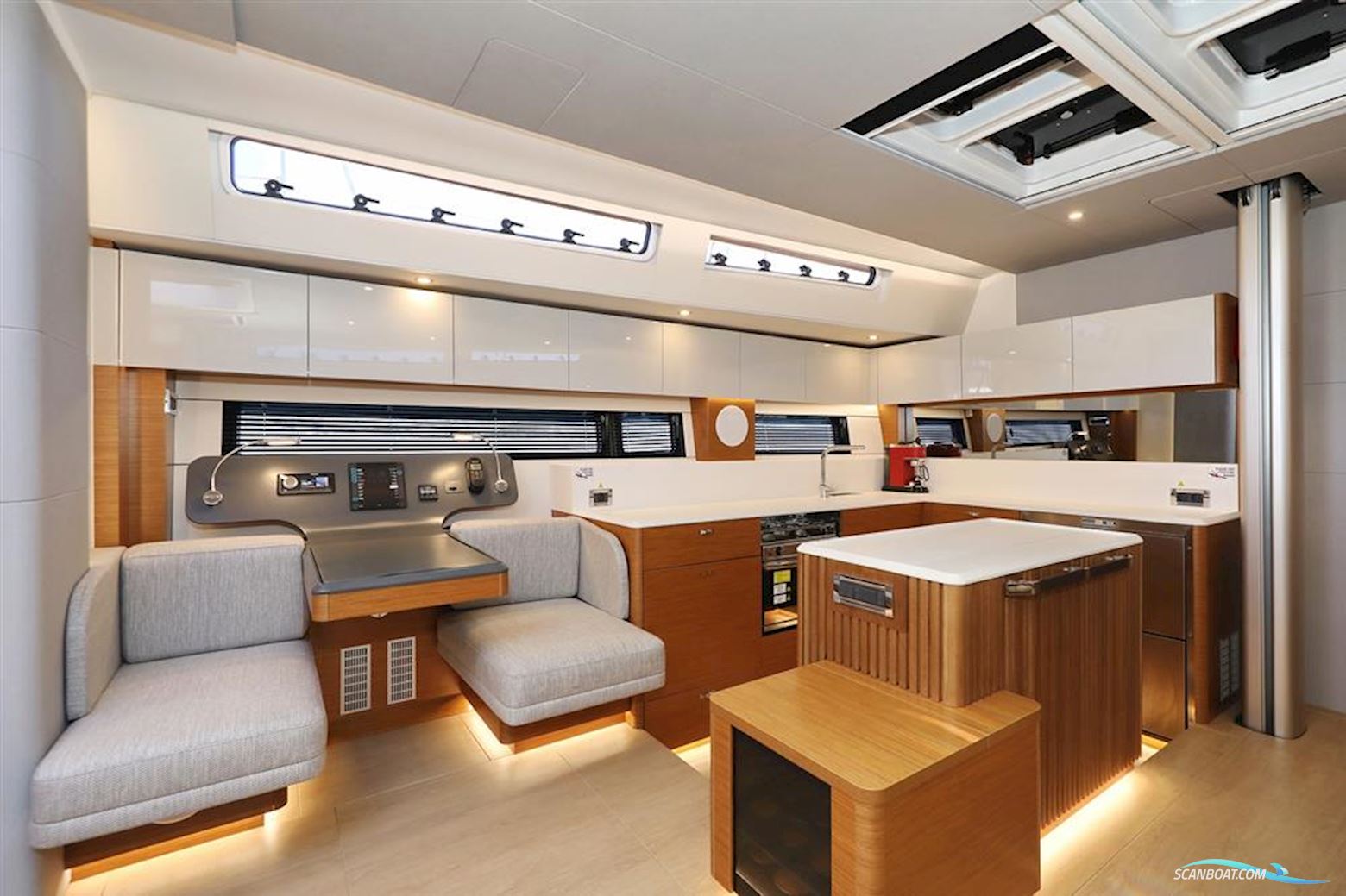 Hanse 590