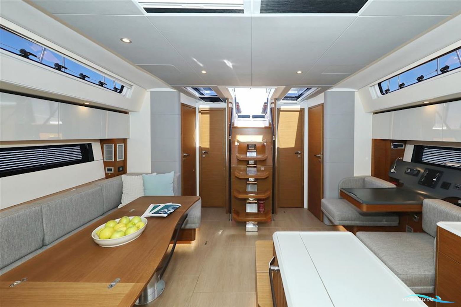 Hanse 590