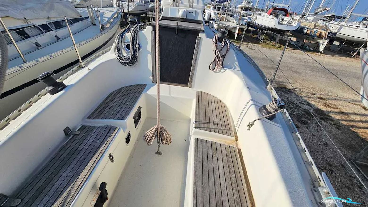 Hanse Yachts 300 Segelbåt 2003, med VOLVO motor, Frankrike