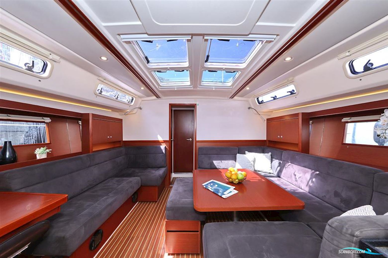 Hanse Yachts 455