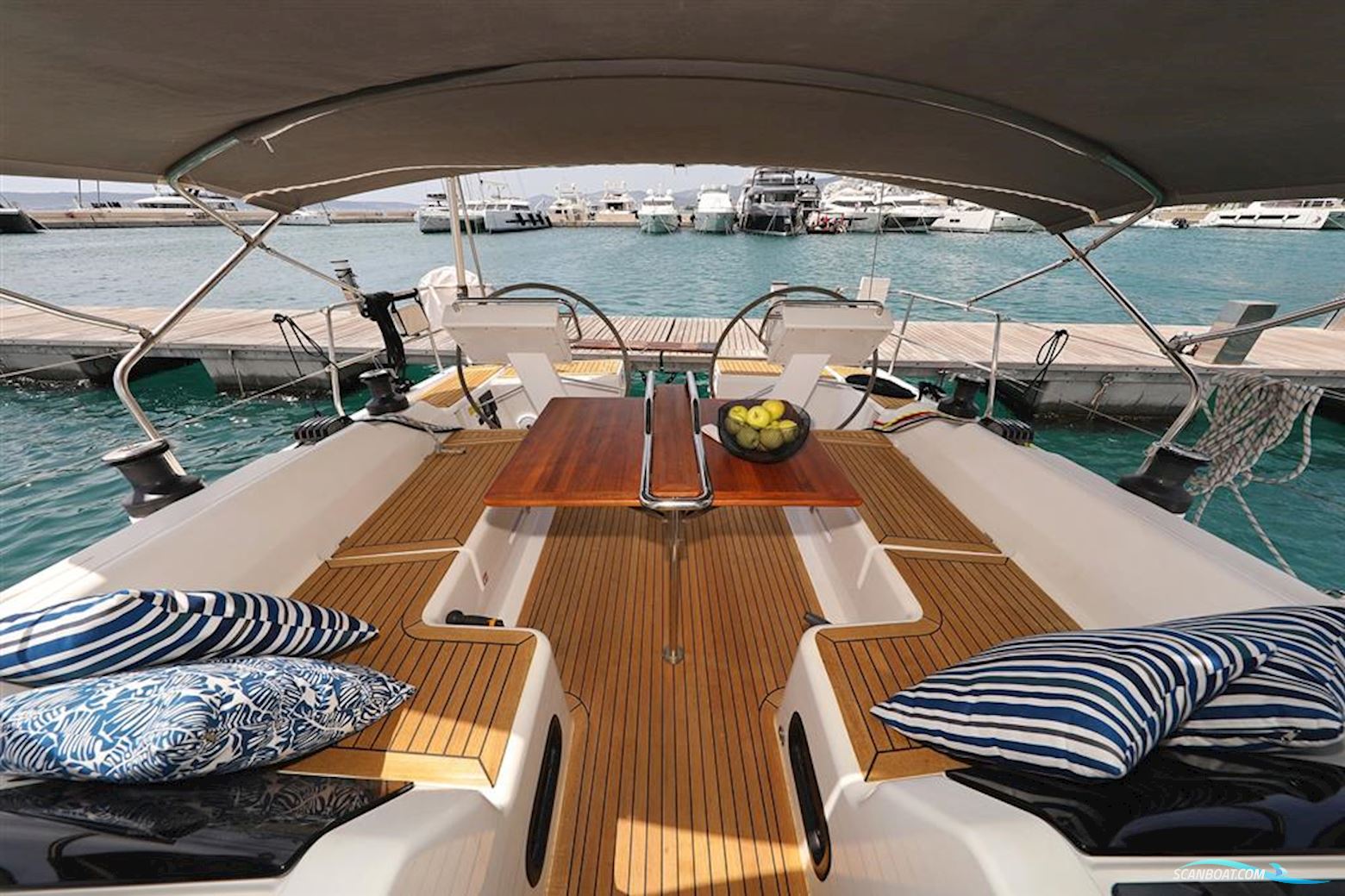 Hanse Yachts 455