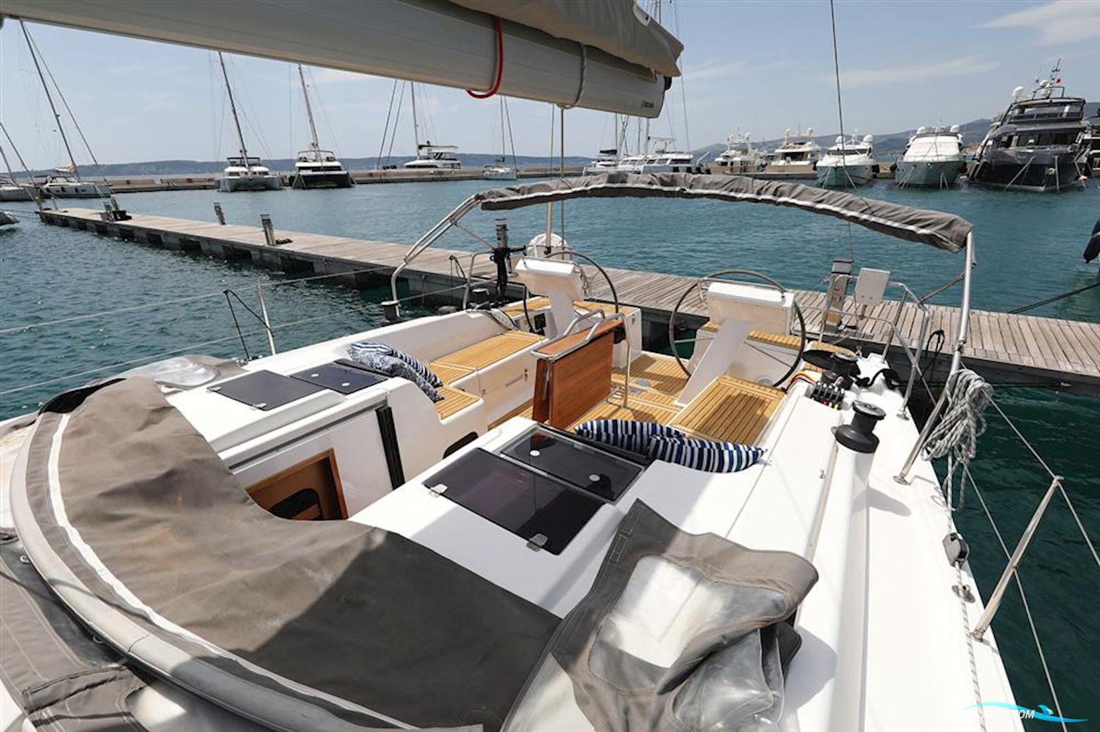 Hanse Yachts 455