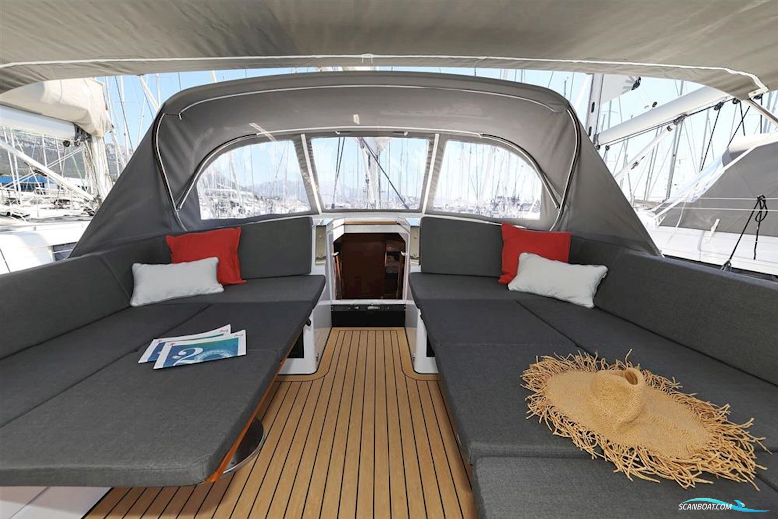 Hanse Yachts 460