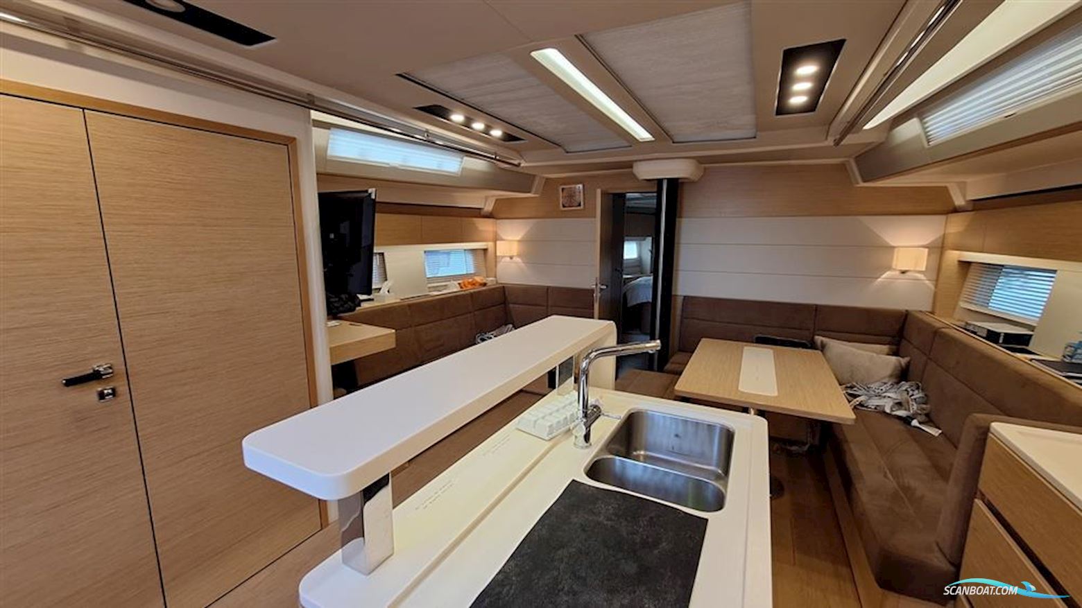 Hanse Yachts 588