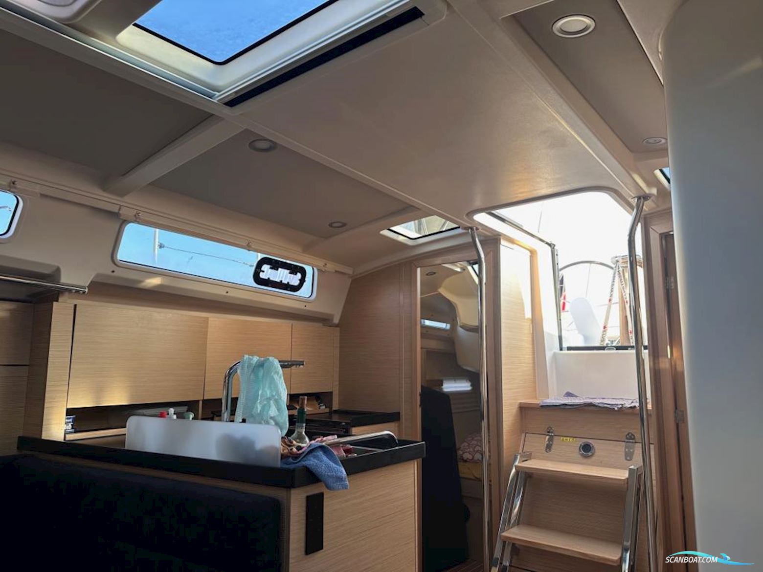 Hanse Yachts AG 388