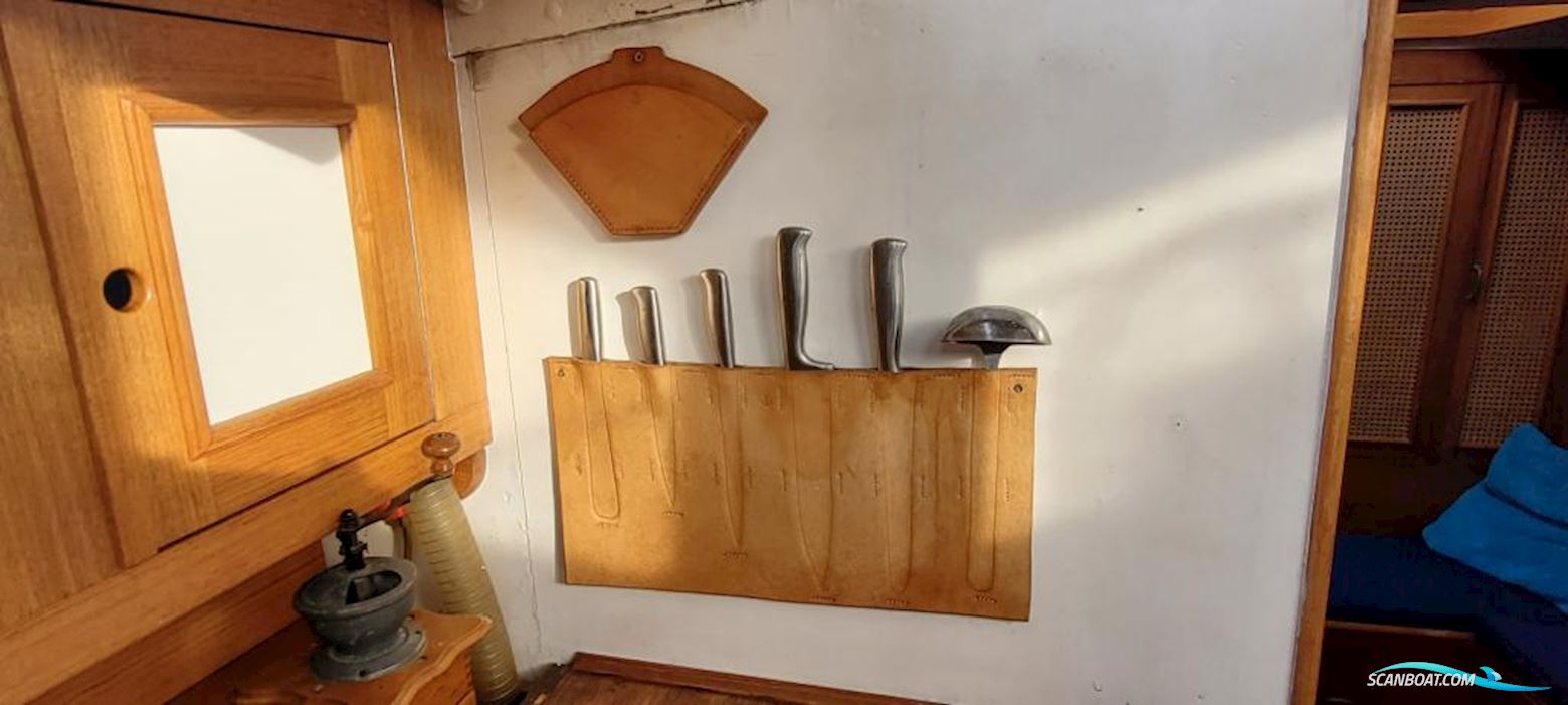 Heinrich Braue Klassiker 9 KR Yacht