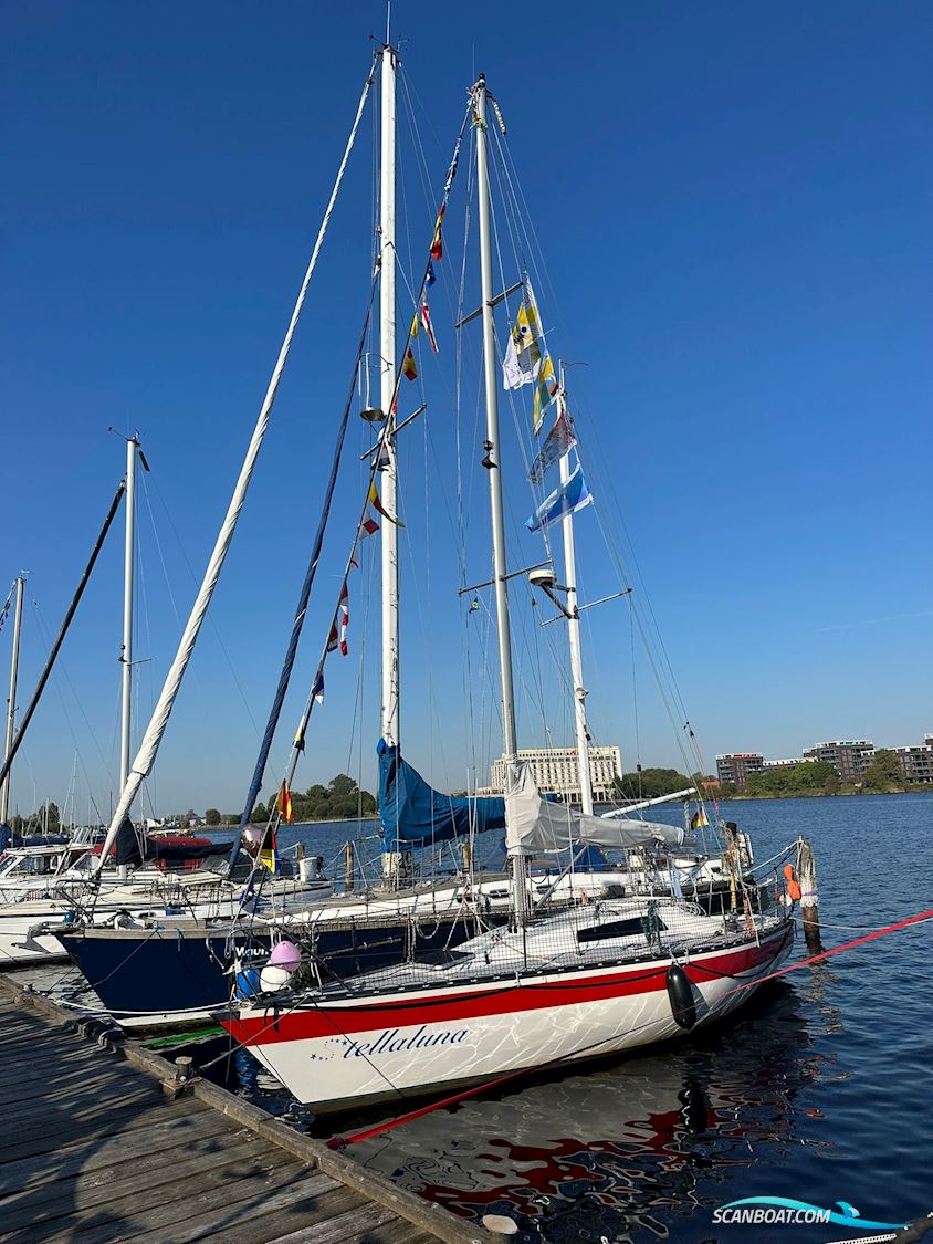 Helmsman 31 Segelbåt 1972, med MD2030 motor, Tyskland
