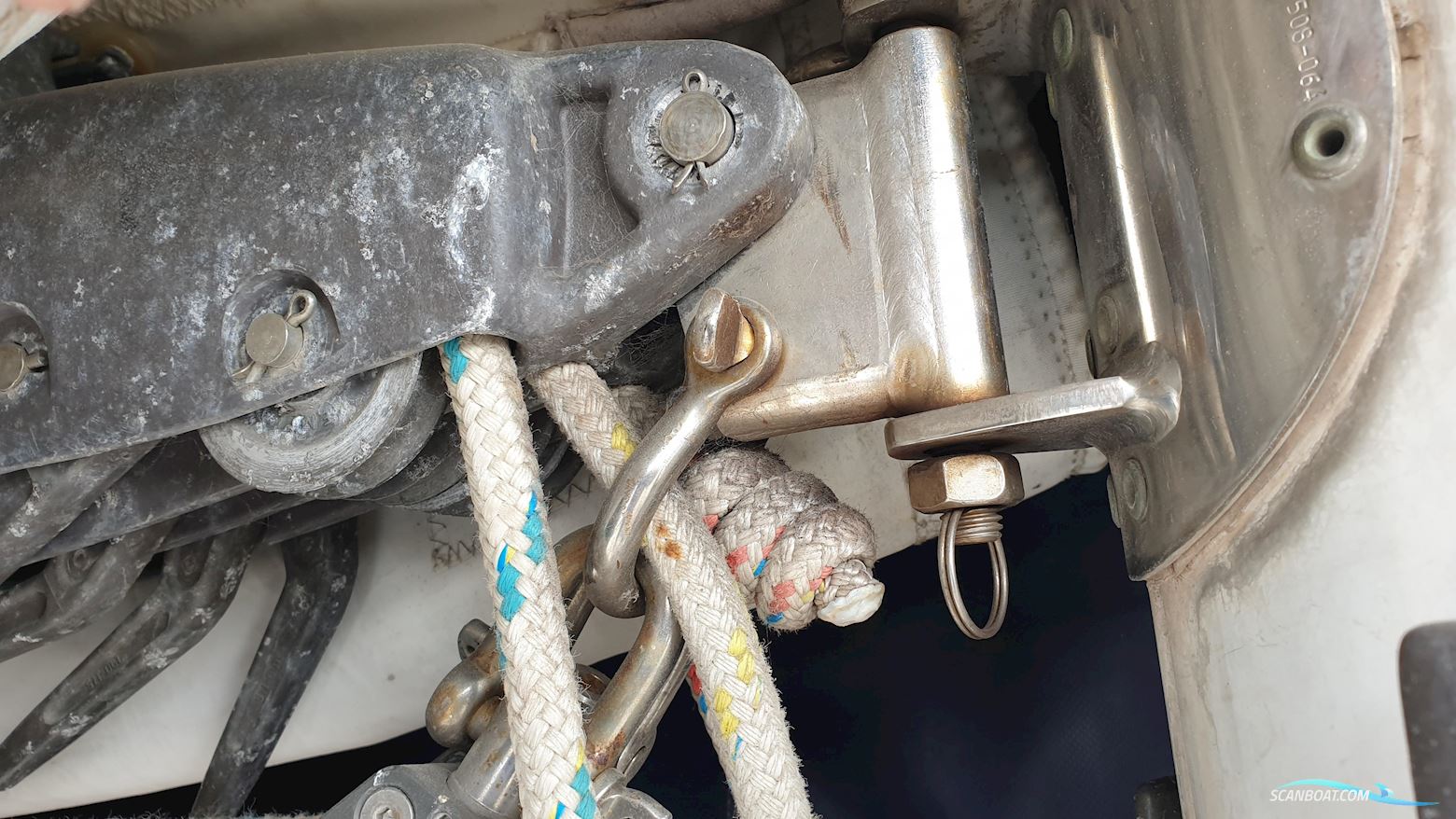 Helmsman Bosun Queen 55