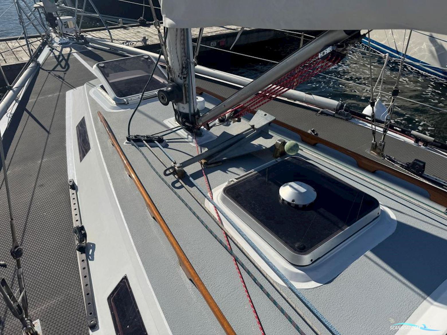 Helmsmann 35