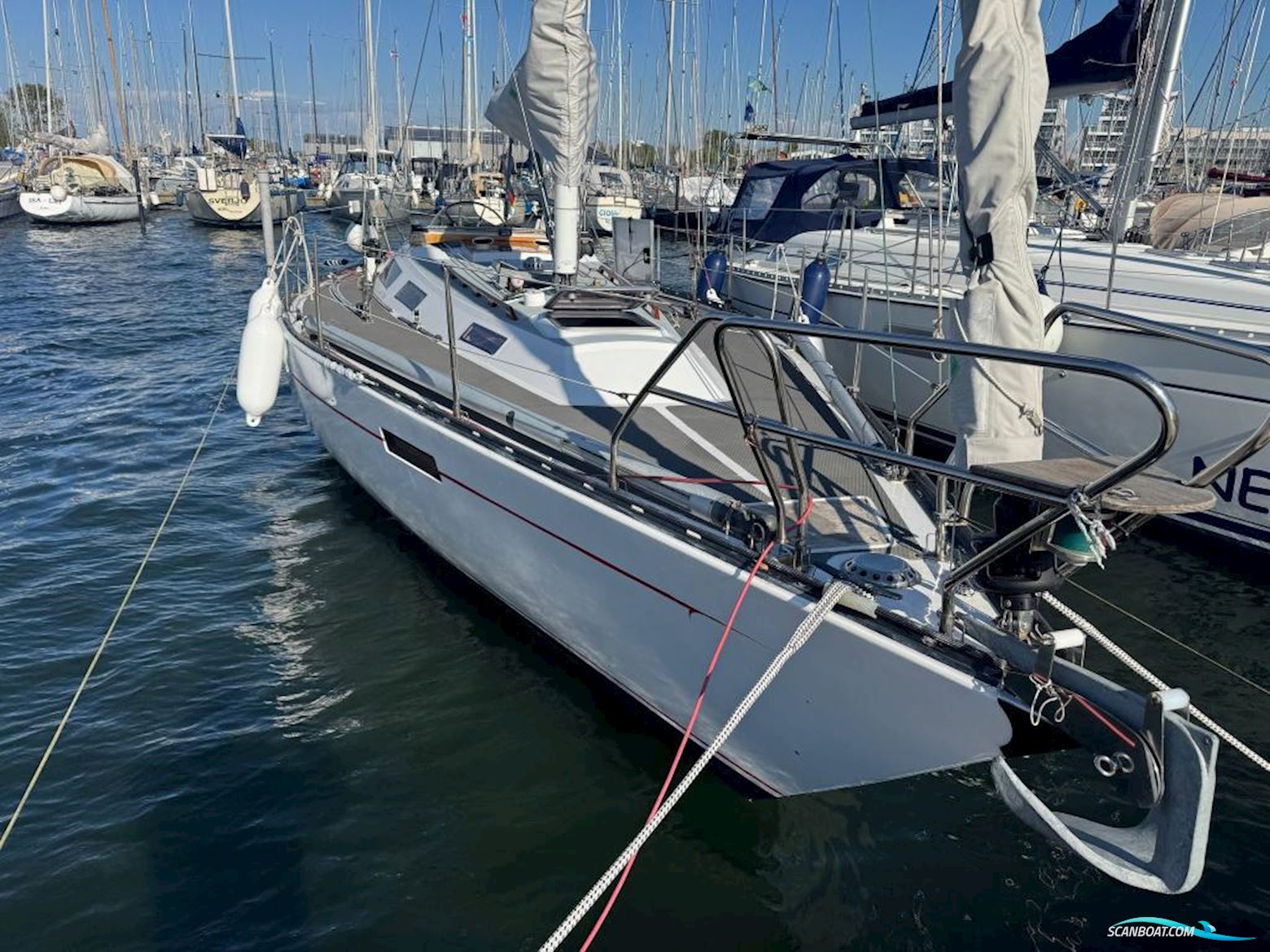 Helmsmann 35