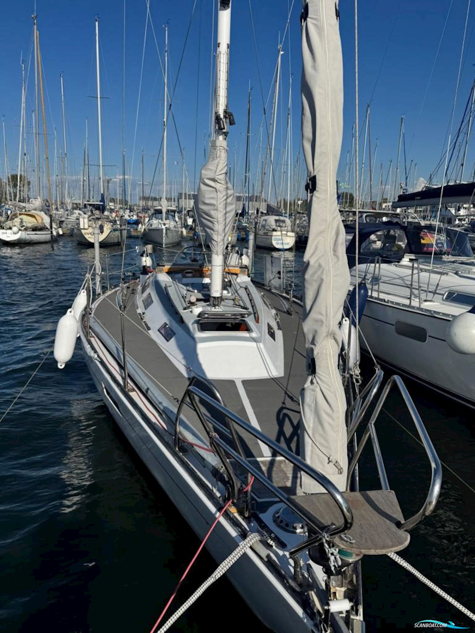 Helmsmann 35