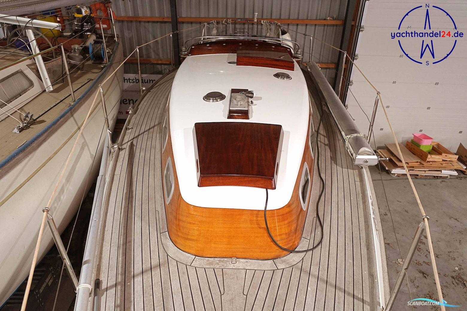 Henningsen & Steckmest Scalar 28