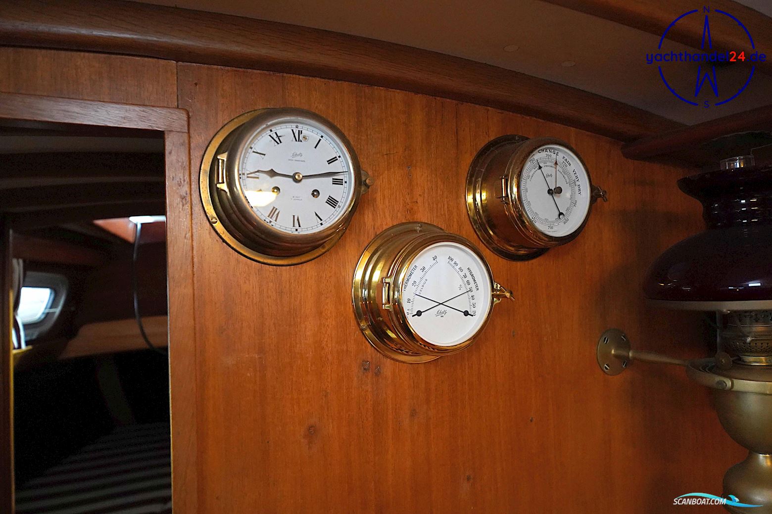 Henningsen & Steckmest Scalar 28