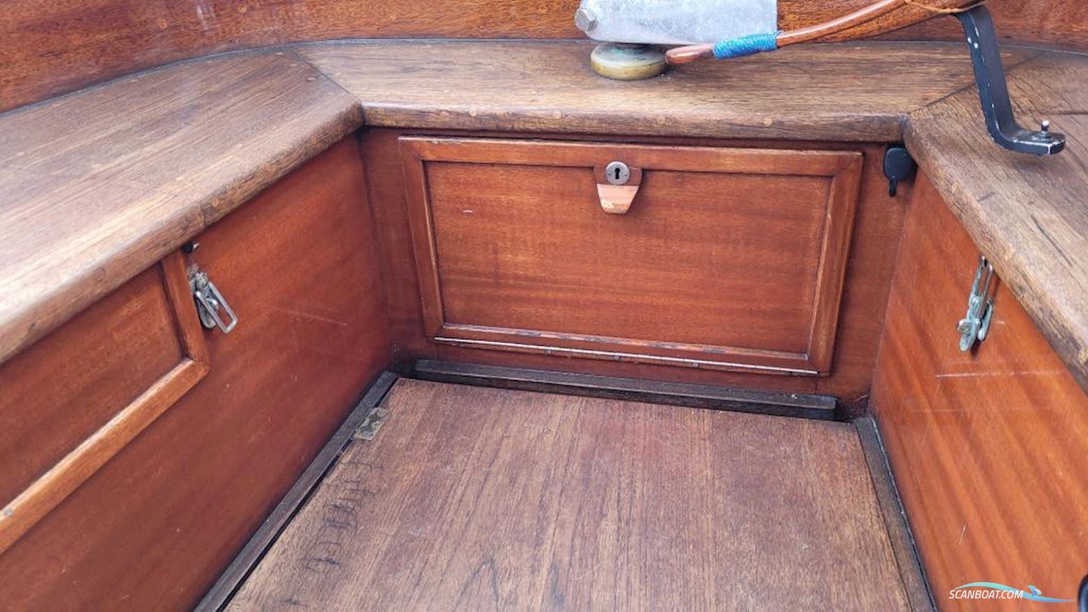 Henningsen & Steckmest Scalar28