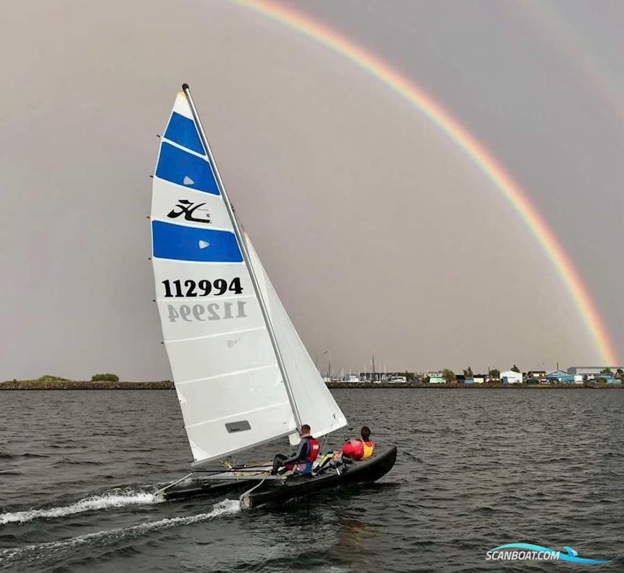 Hobiecat 16