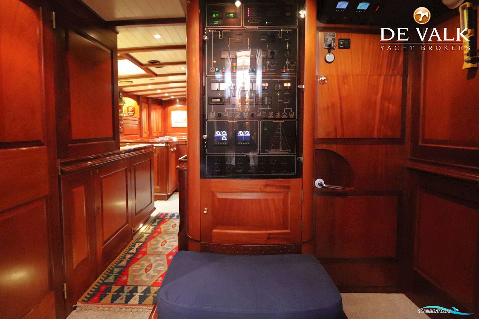 Hoek Design Truly Classic 75