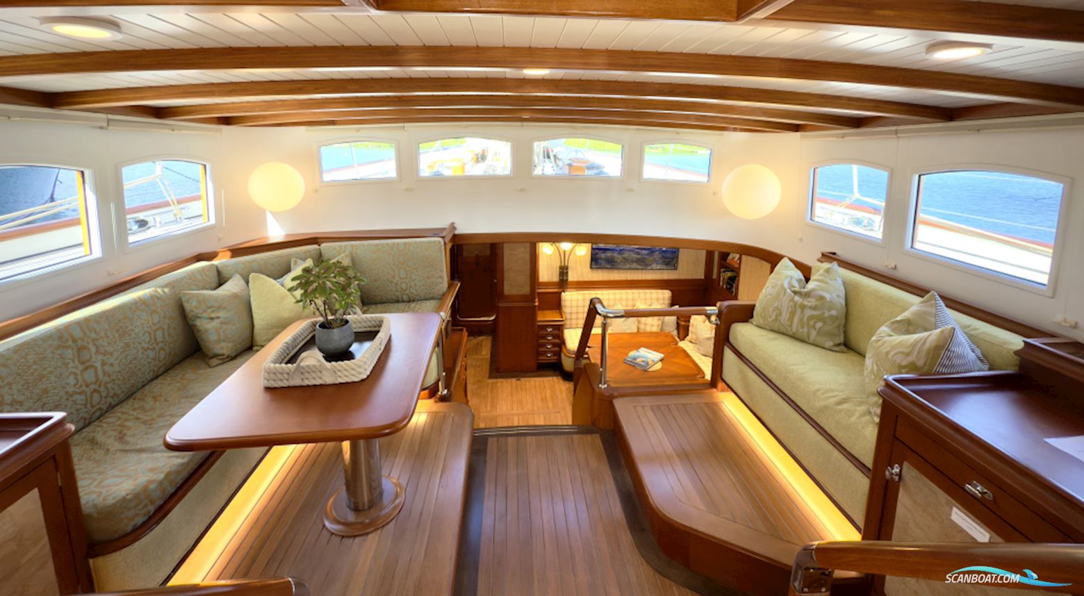 Hoek Truly Classic 108