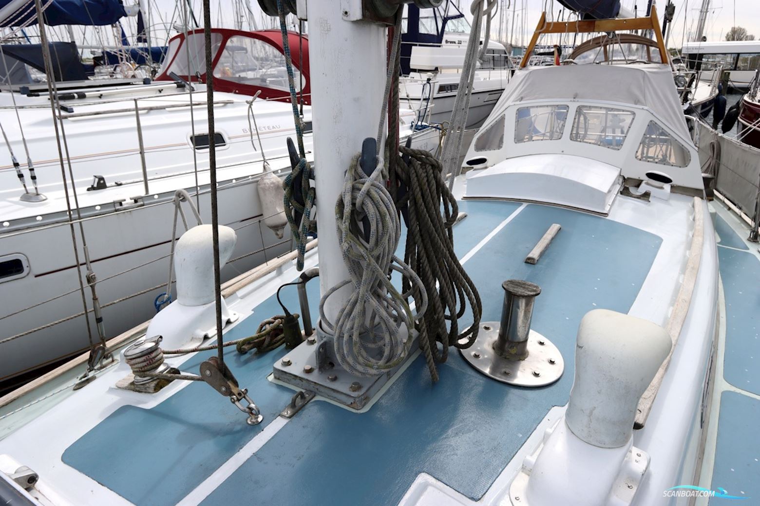 Holman and Pye  Rustler 31