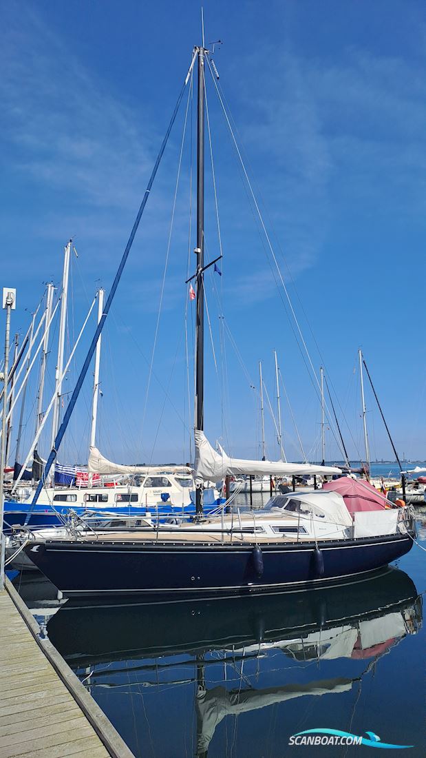 Hornet 32 Segelbåt 1976, med Volvo Penta D1-3 motor, Tyskland