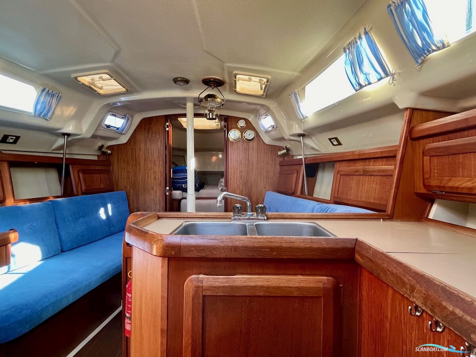 Hunter  30