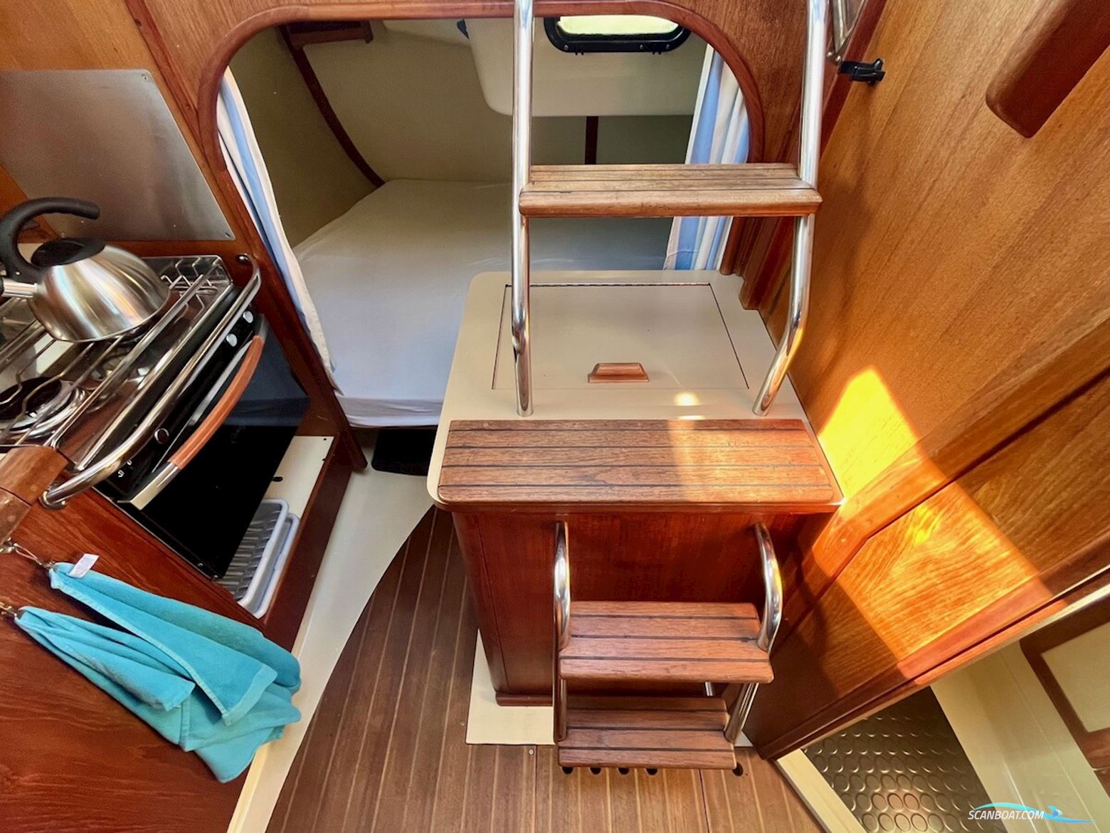 Hunter  30
