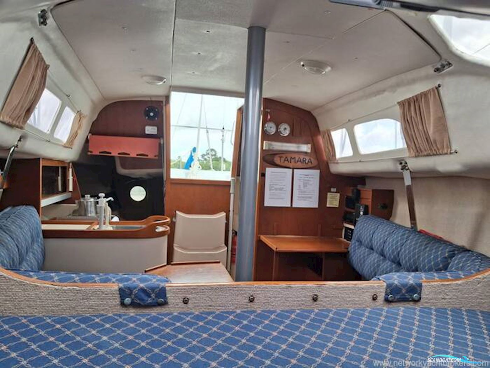 Hunter 245