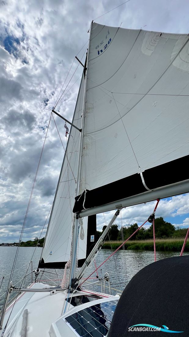 Hunter 28