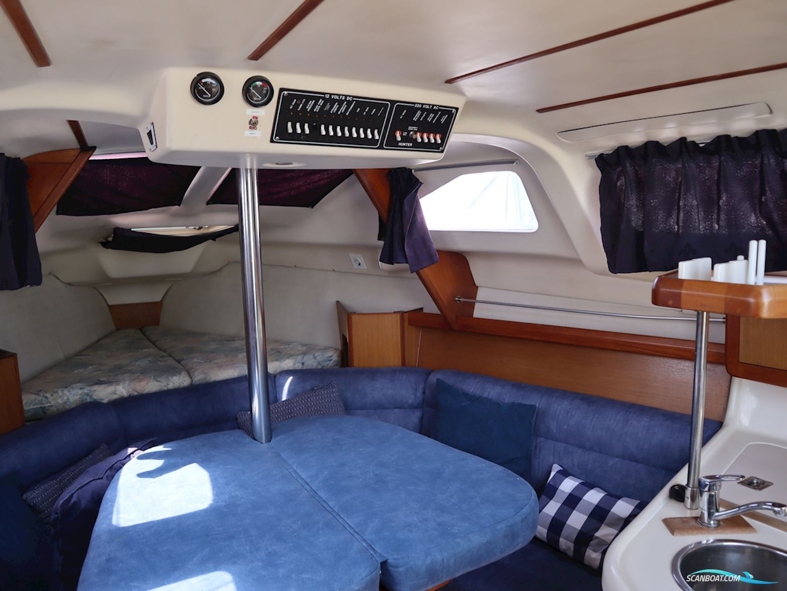 Hunter 280 Met stuurwiel