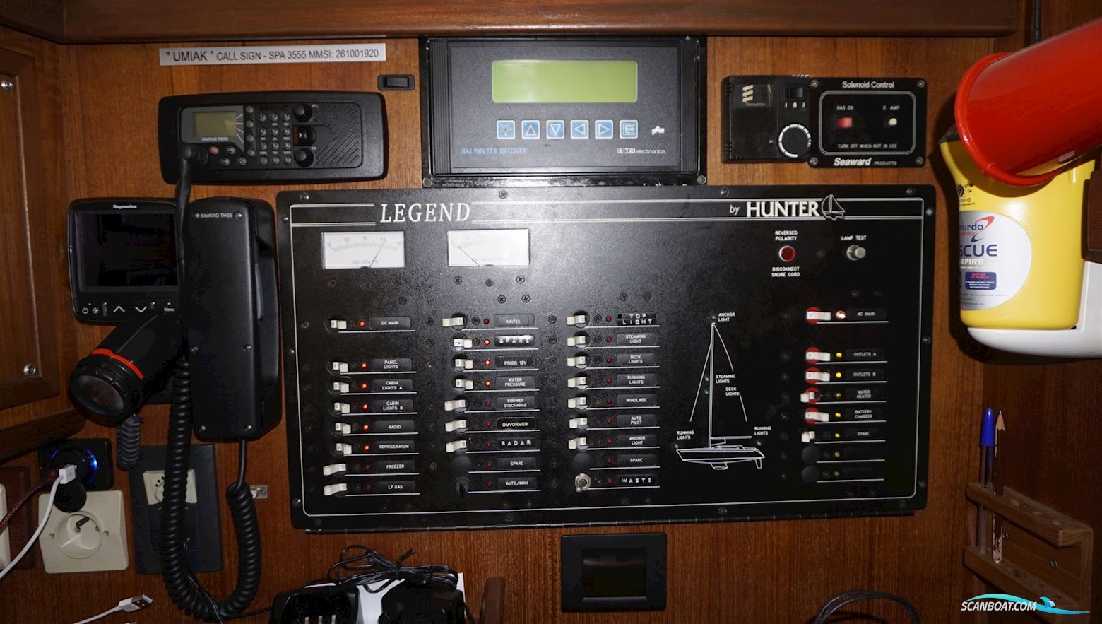 Hunter 40.5