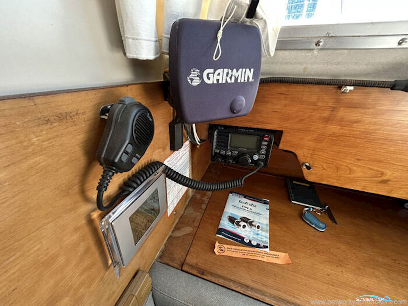 Hunter Horizon 32 Wheelhouse