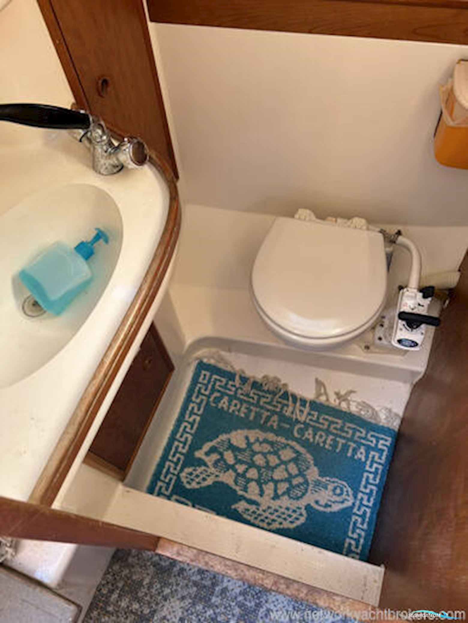 Hunter Horizon 32 Wheelhouse