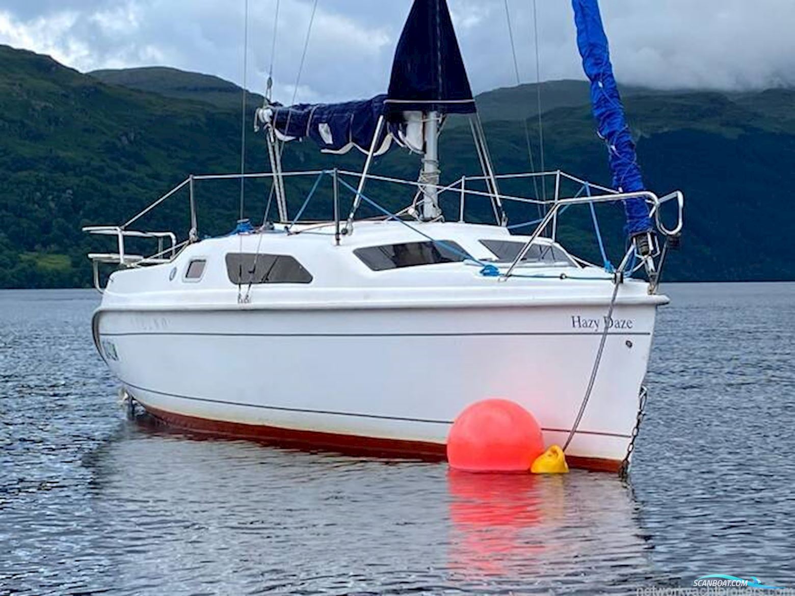 Hunter Legend 25 Trailer sailer