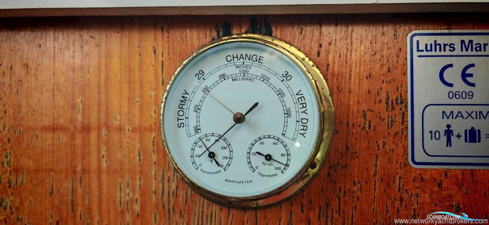 Hunter Legend 356 Bilge Keel