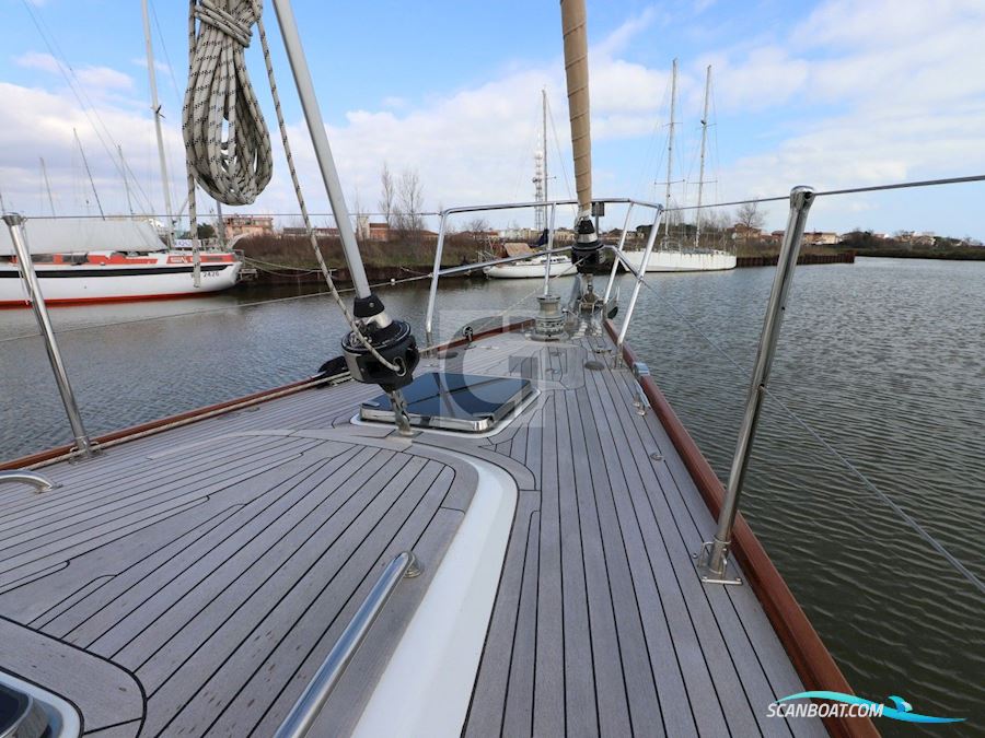 Hylas 54 RS