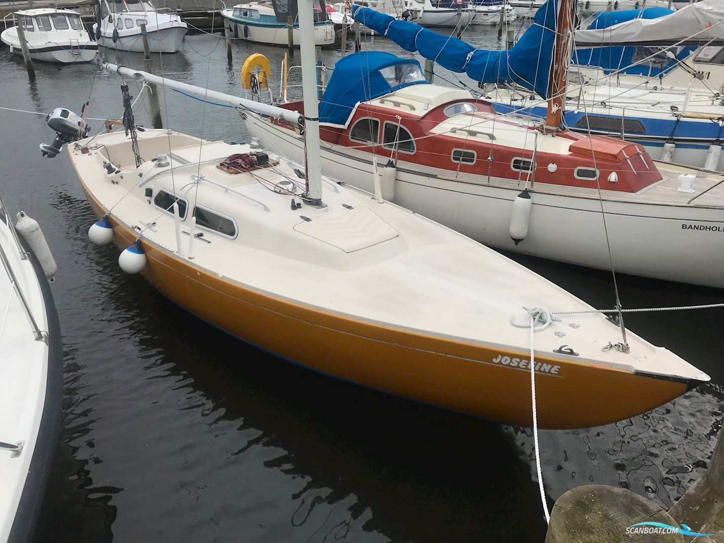 International Folkebåd Segelbåt 1974, med Honda 6 Hk, Langt motorben, BF6 motor, Danmark