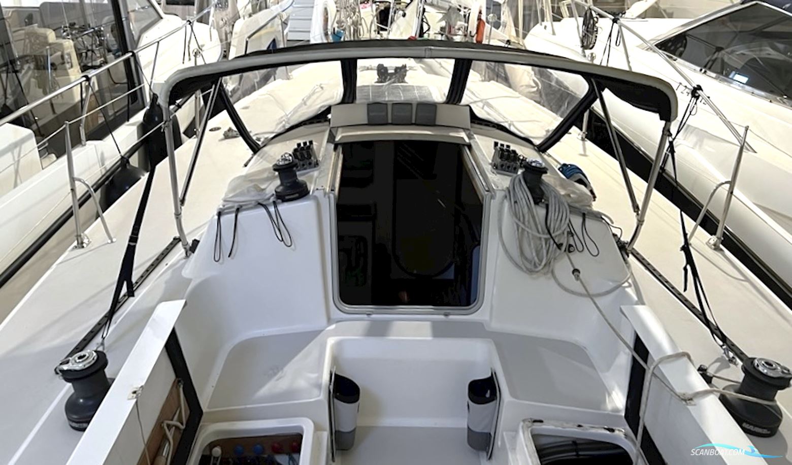 J 105