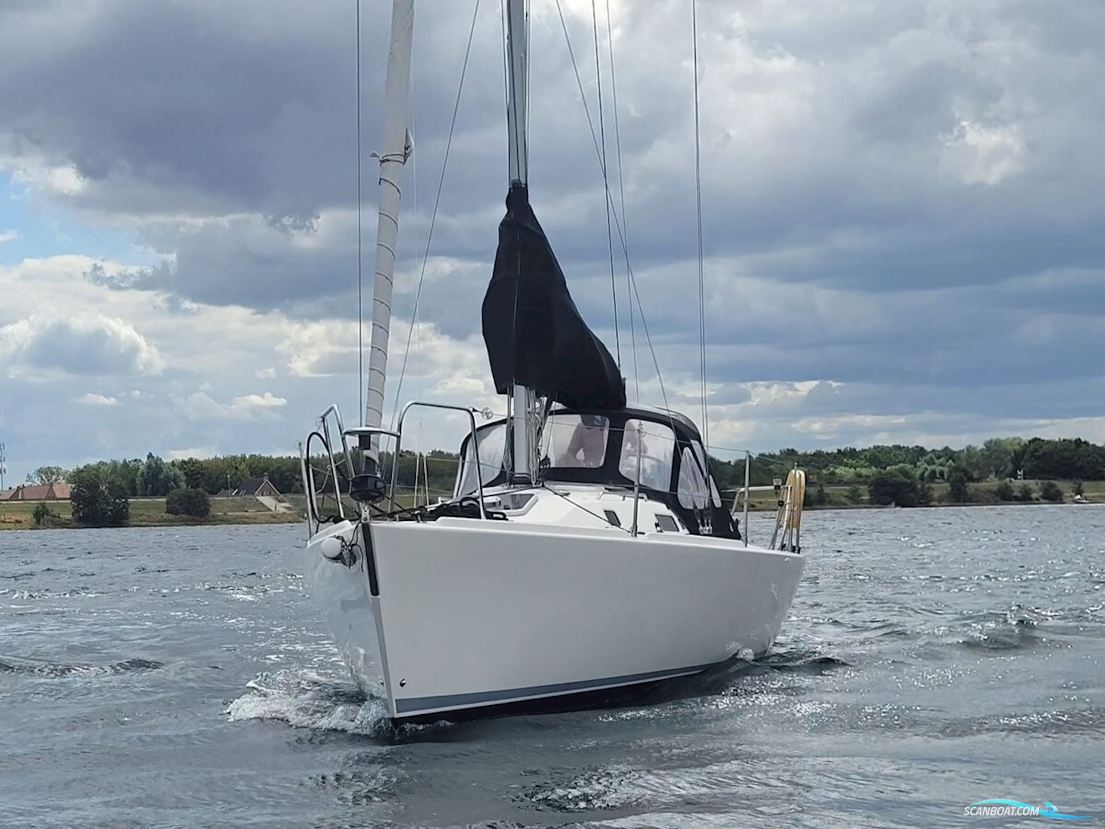 J Boats J105