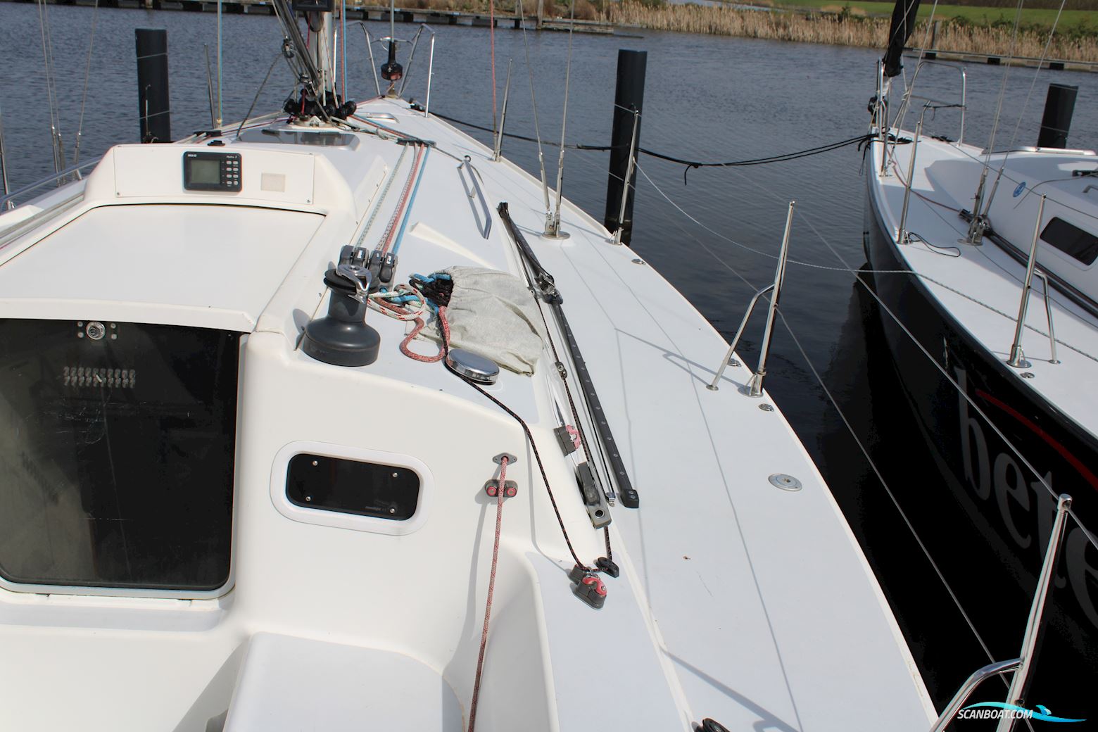 J Boats J109