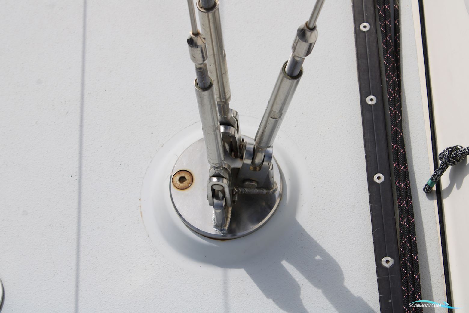 J Boats J109