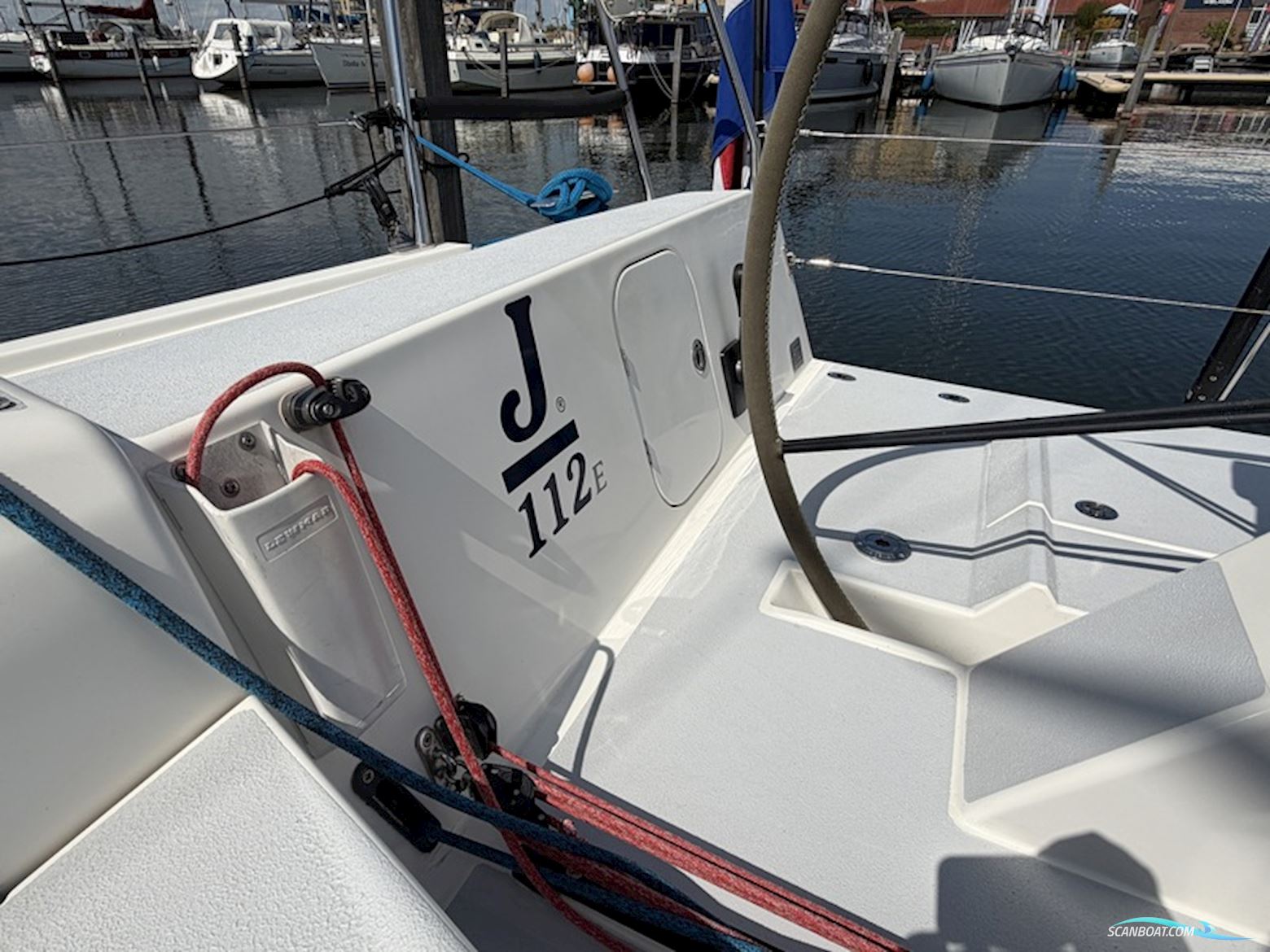 J/112E