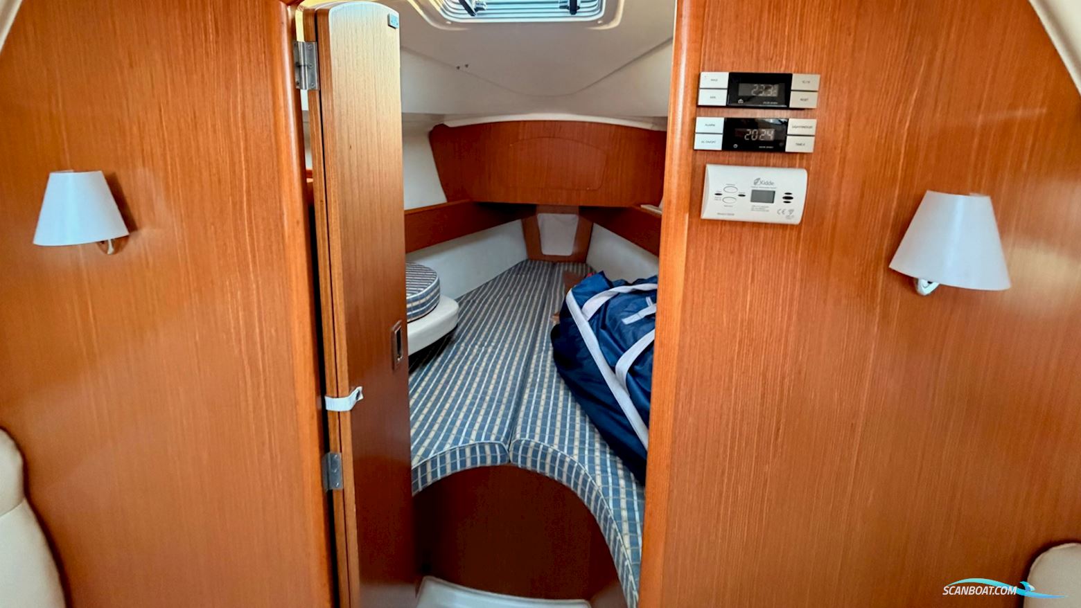 Jeanneau 32 Sun Odyssey Legende