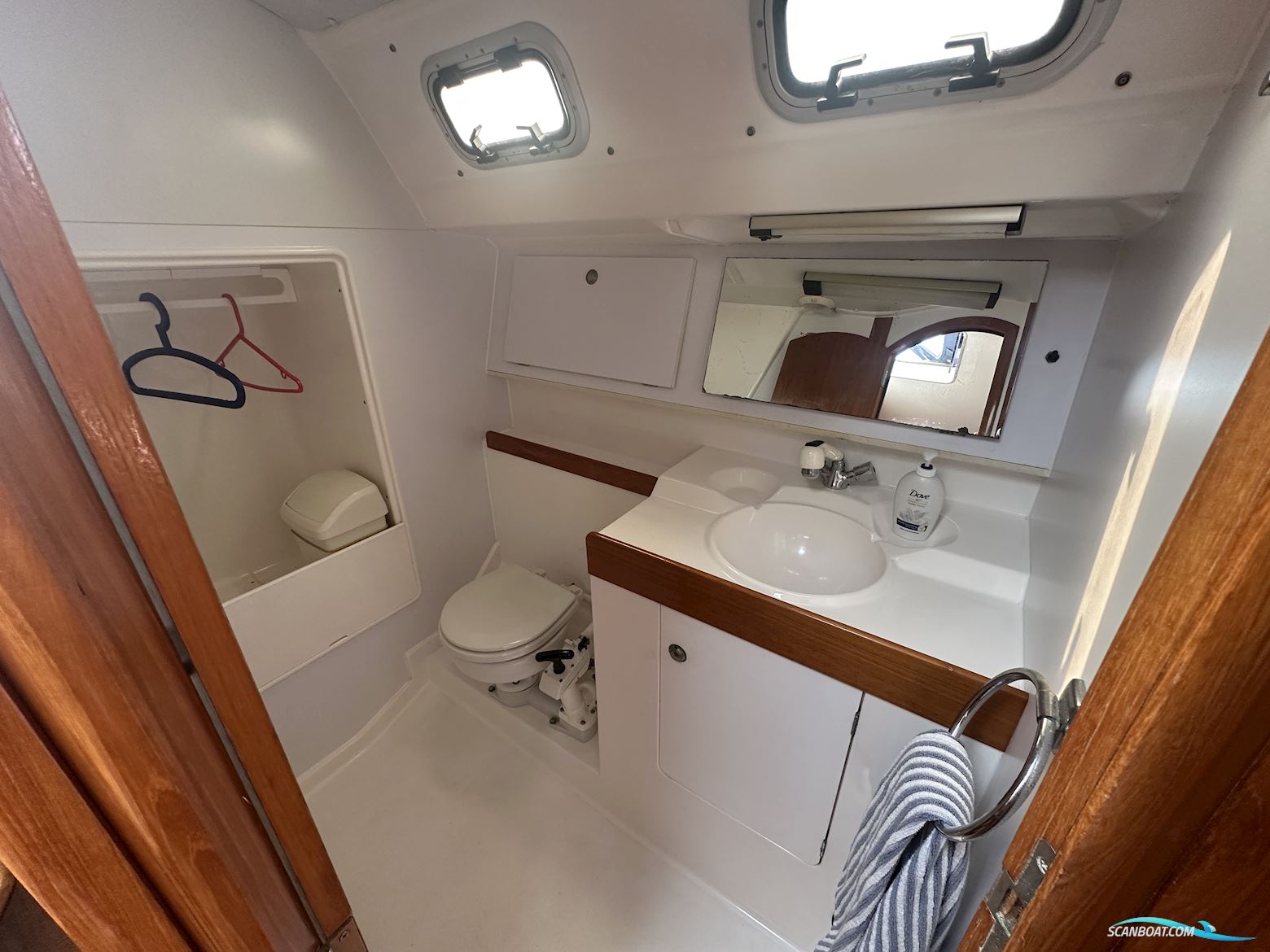 Jeanneau 342