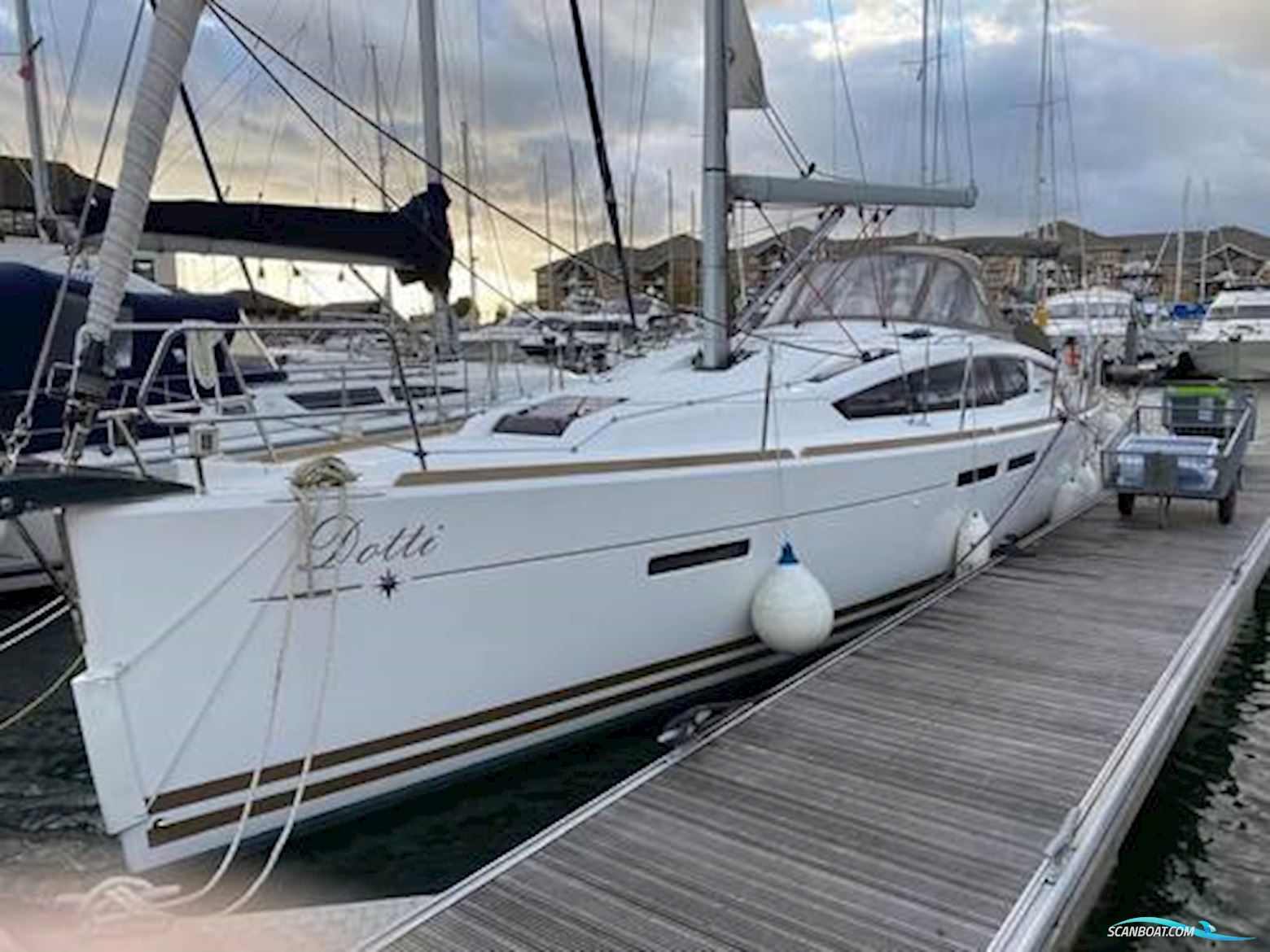 Jeanneau 41 DS Segelbåt 2014, med Yanmar motor, England