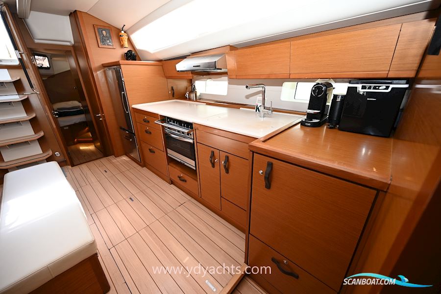 Jeanneau 54