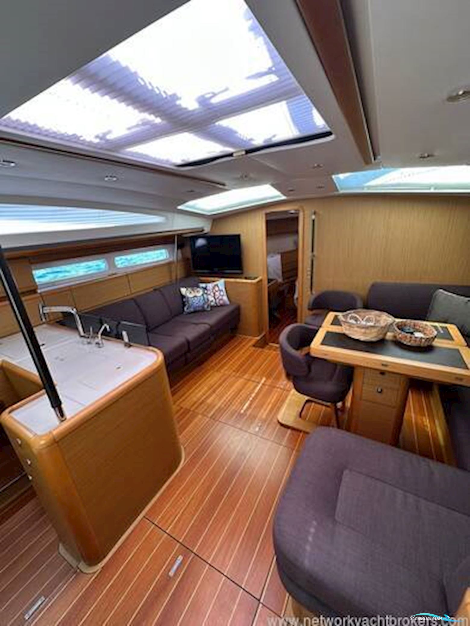 Jeanneau 57